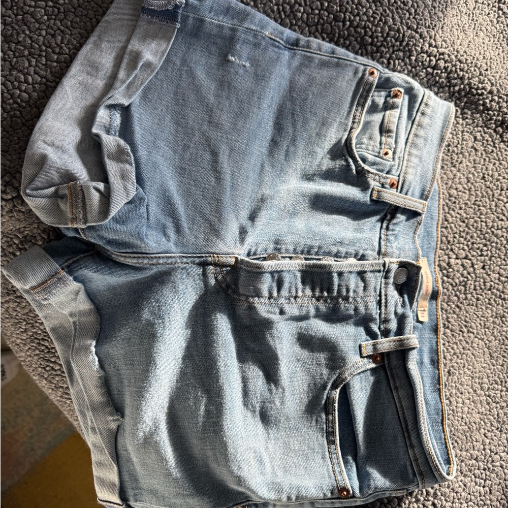 Levi's Classic Wedgie Jean shorts